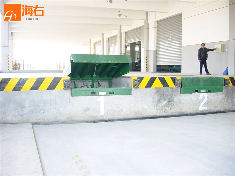 固定式液壓登車(chē)橋